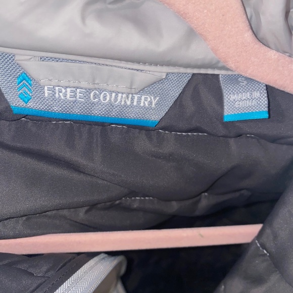 Puffer jacket - Picture 3 of 4